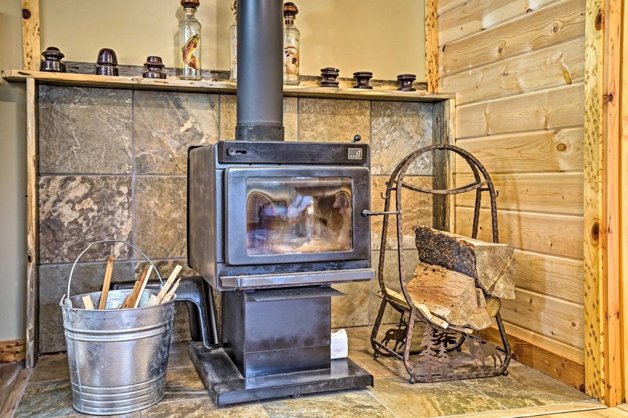 High Lakes Hideaway La Pine Fishing Cabin! Exterior photo