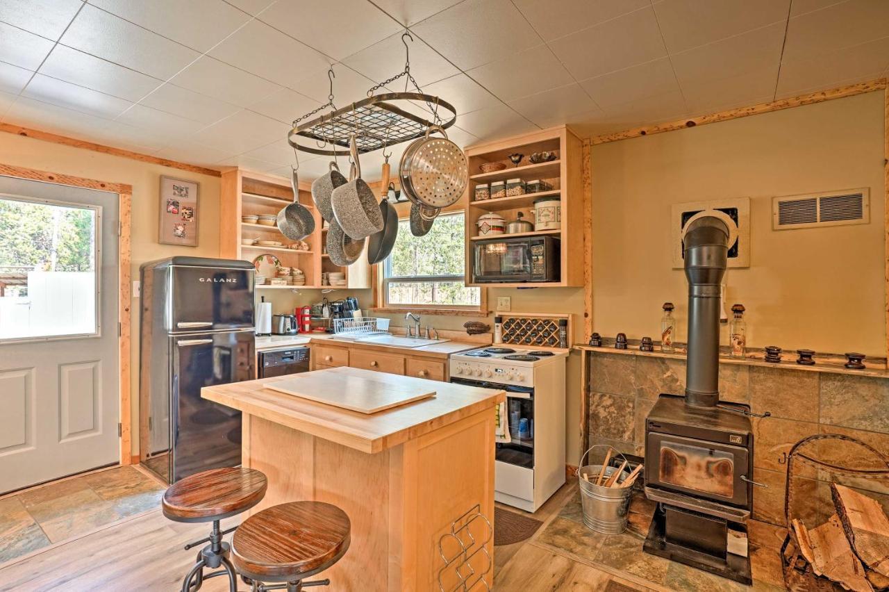 High Lakes Hideaway La Pine Fishing Cabin! Exterior photo